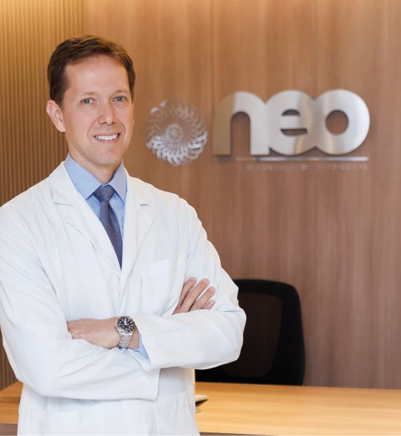 Dr. Guilherme Pradi Adam
